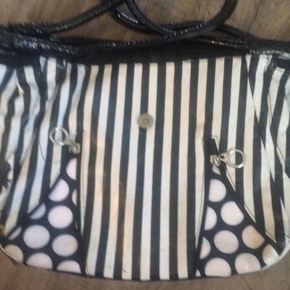 Purses - Picture 2 of 4